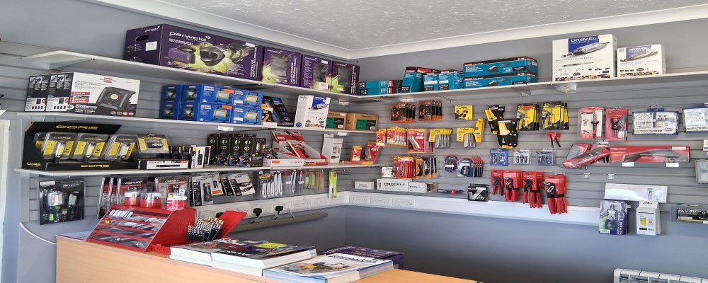 Main Image Alt Text "Well-stocked shelves at Jones and Clark Ltd's Burton-on-Trent trade counter, displaying professional-grade hand tools, power tools, PPE, and workshop essentials for engineers and fabricators.